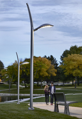 Concrete Gi Stainless Steel Street Light Pole Commercial Heavy Duty Round Tapered Metal