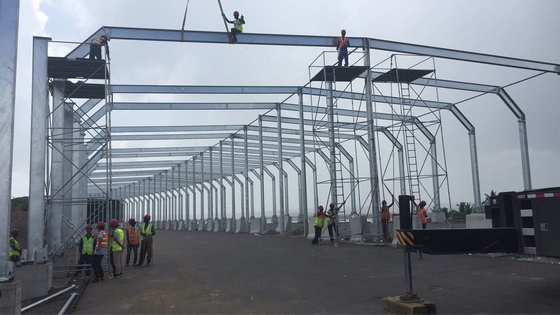 EPS Prefab Warehouse Homes Steel Structure For Shopping Mall Building 2200mm