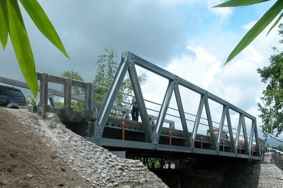 Tubular Pedestrian Steel Truss Bridge Design Footbridge Galvanized  Pipe